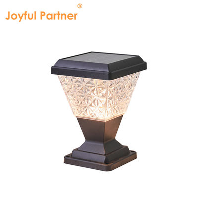 Lumière de cour solaire LED IP65 à l'extérieur imperméable à l'eau 3,5W 2200mAh Matériau anti-UV en plastique avec lentille PC pour le chemin du porche