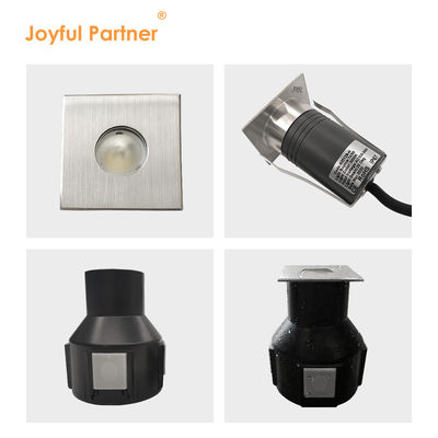 Lumières de plancher en retrait sous-terrain