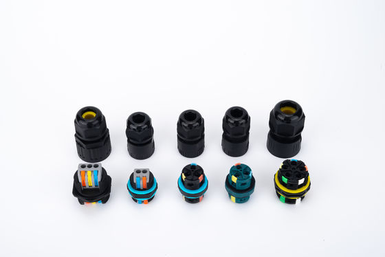 32A 250VAC IP68 connecteur 2 voies imperméable à l'eau 6 - 12mm connecteur de câble à fil de dia