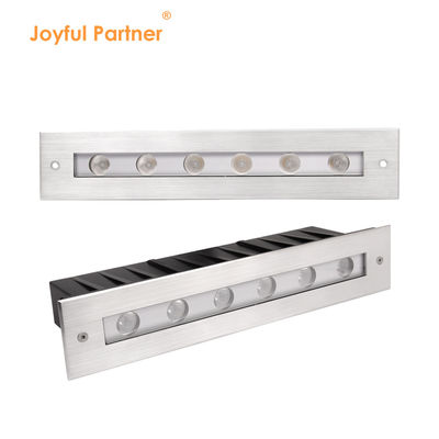 L'alimentation directe de l'usine IP 68 Voltage d'entrée 24VDC 6X1W LED Angle de faisceau monocouleur 8 degrés