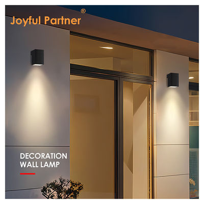 Lampes murales extérieures imperméables à l'eau IP65 8W 45 degrés DC 24v Certificat CE SMD LED Casement en aluminium moulé