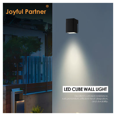 Lampes murales extérieures imperméables à l'eau IP65 8W 45 degrés DC 24v Certificat CE SMD LED Casement en aluminium moulé