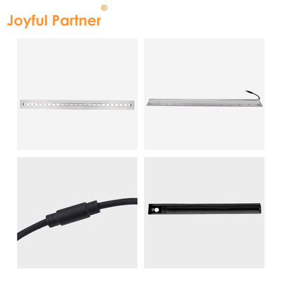 IP68 Lumière sous-marine linéaire en acier inoxydable 316 24W LED DALI Dimmable avec manchon de montage en plastique