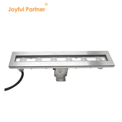 L'alimentation directe de l'usine IP 68 Voltage d'entrée 24VDC 6X1W LED Angle de faisceau monocouleur 8 degrés